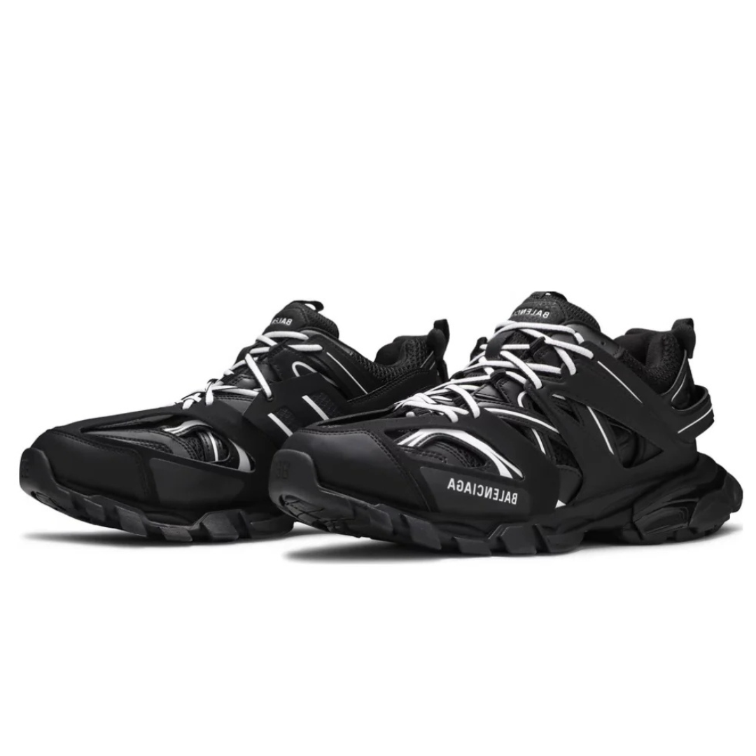 Track 3.0 Black White